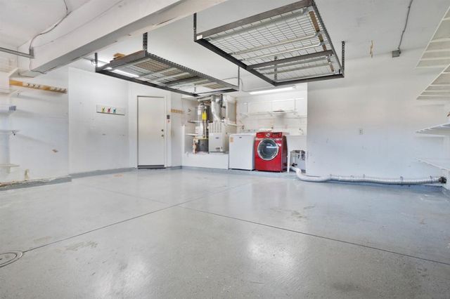 1533 Roma Dr, Vista, CA 92081