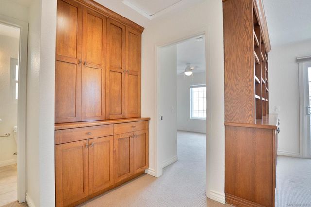 1533 Roma Dr, Vista, CA 92081