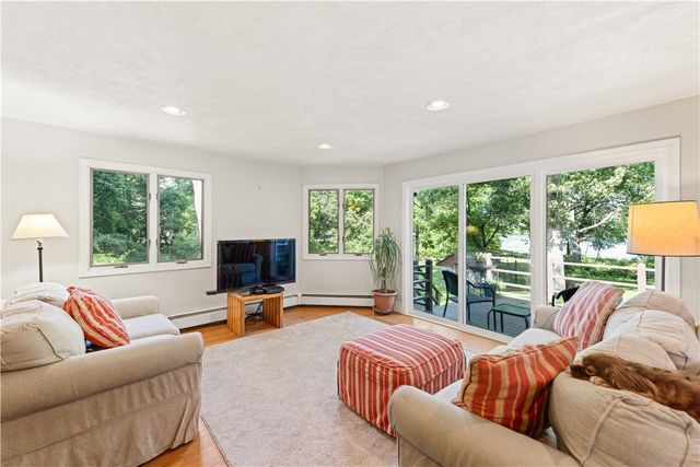 52 Wildwood Avenue, East Providence, RI 02916