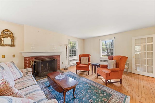 52 Wildwood Avenue, East Providence, RI 02916