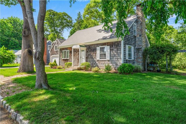 52 Wildwood Avenue, East Providence, RI 02916