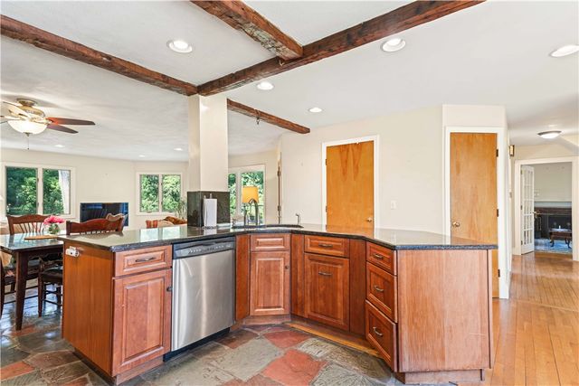 52 Wildwood Avenue, East Providence, RI 02916
