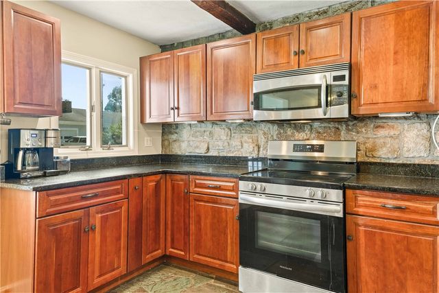 52 Wildwood Avenue, East Providence, RI 02916