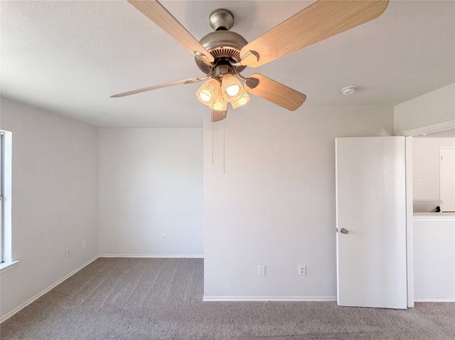 525 Del Mar Drive, Ponder, TX 76259