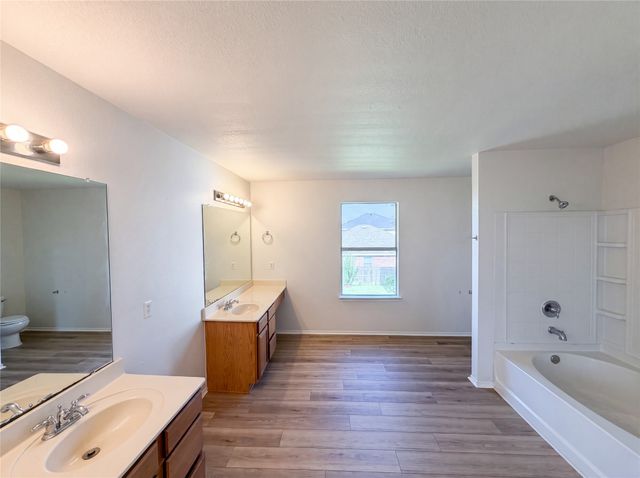 525 Del Mar Drive, Ponder, TX 76259