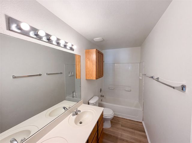 525 Del Mar Drive, Ponder, TX 76259