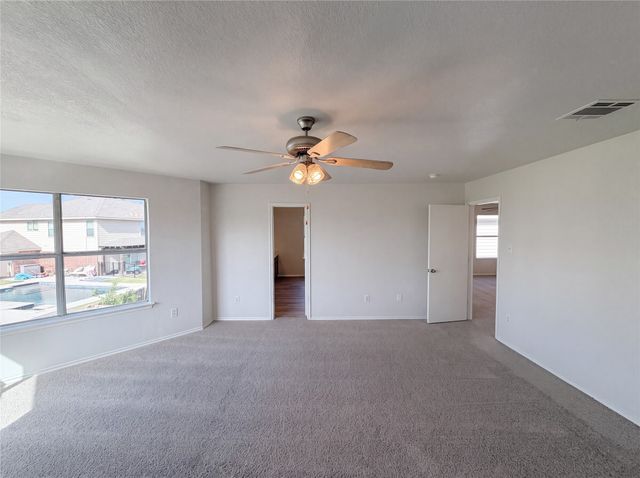 525 Del Mar Drive, Ponder, TX 76259