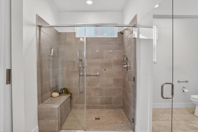 601 Voyager Ct, Roseville, CA 95747