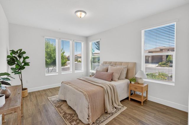 601 Voyager Ct, Roseville, CA 95747