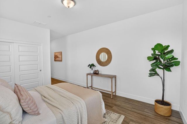 601 Voyager Ct, Roseville, CA 95747