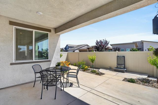 601 Voyager Ct, Roseville, CA 95747
