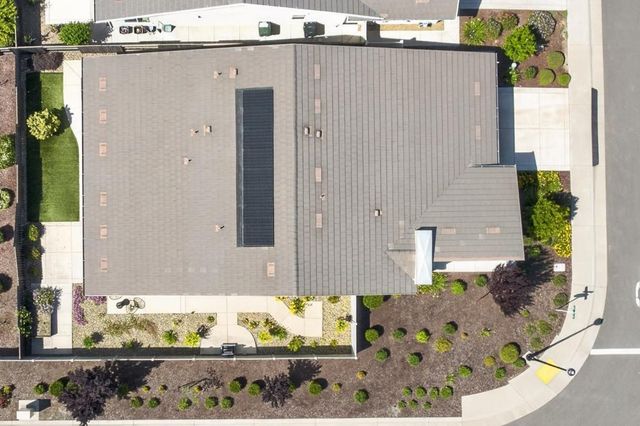 601 Voyager Ct, Roseville, CA 95747