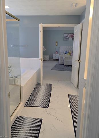 1330 Dominion Lakes BLVD, Chesapeake, VA 23320