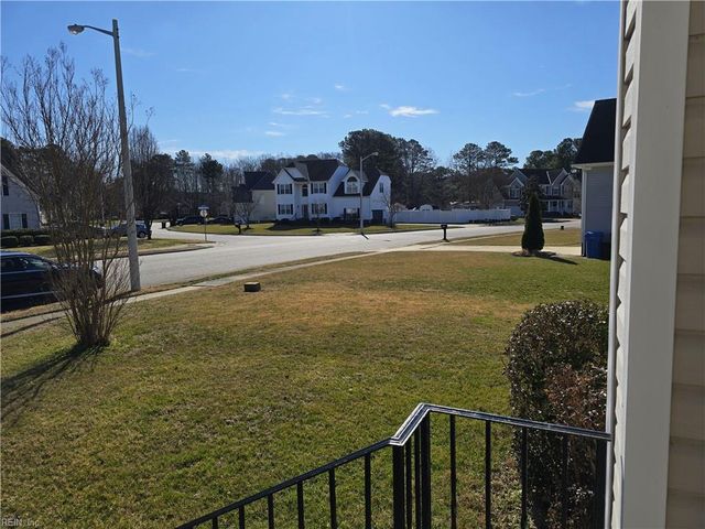 1330 Dominion Lakes BLVD, Chesapeake, VA 23320