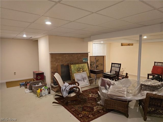 2922 Waverly Road, Williamstown, WV 26187