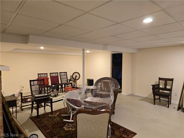 2922 Waverly Road, Williamstown, WV 26187