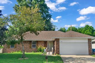 3319 East Lark Street, Springfield, MO 65804