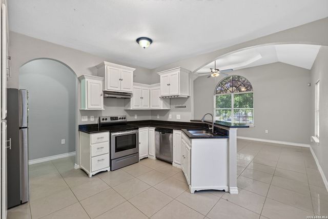 222 TESLA DR, San Antonio, TX 78228