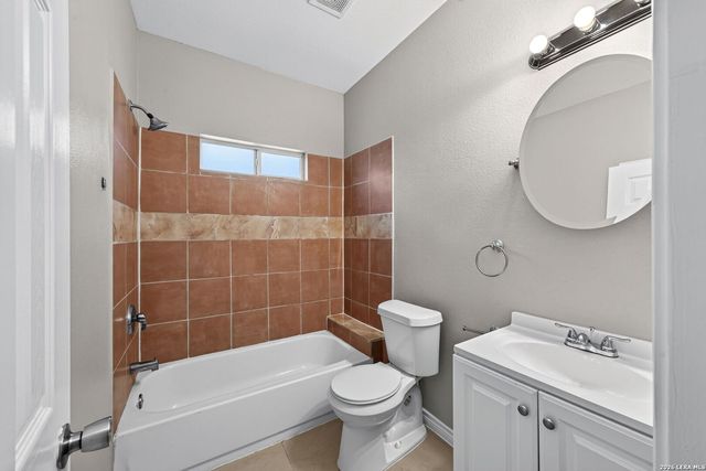 222 TESLA DR, San Antonio, TX 78228