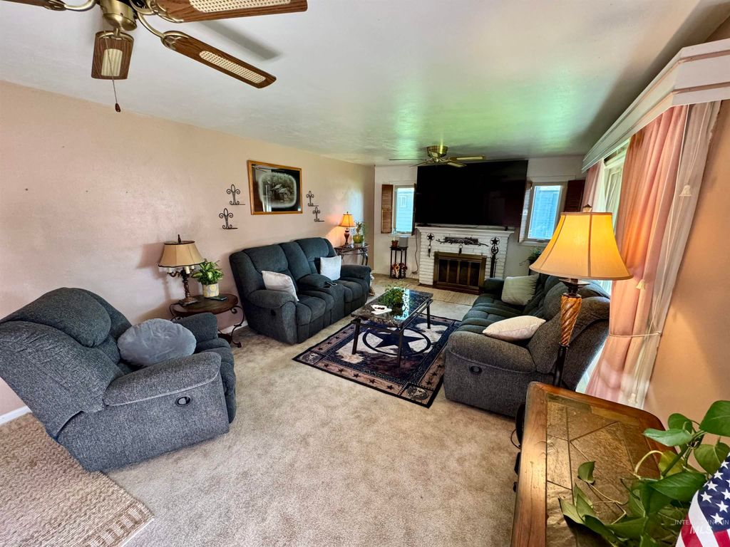 522 13th St, Rupert, ID 83350 photo 3