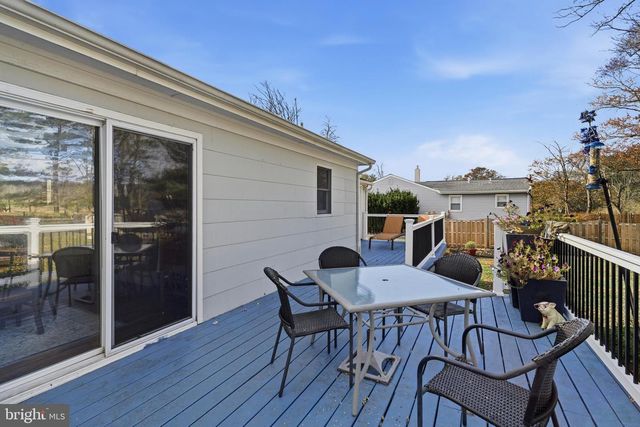 17 WOOSAMONSA RD, Pennington, NJ 08534