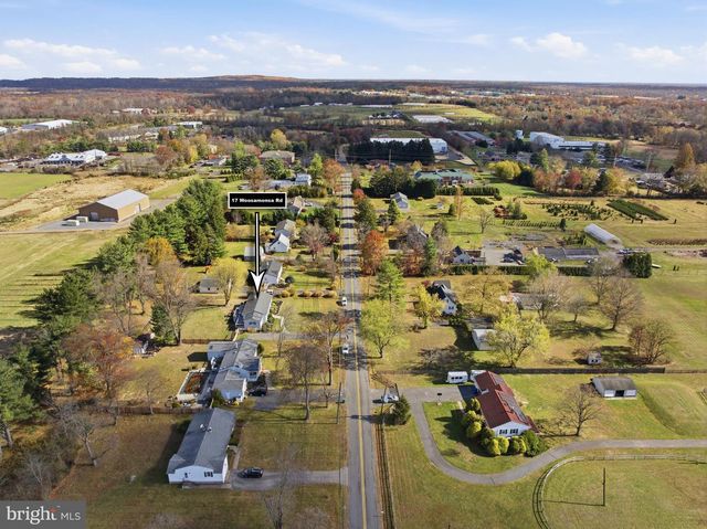 17 WOOSAMONSA RD, Pennington, NJ 08534