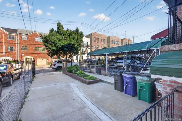 3043 Matthews Avenue, Bronx, NY 10467