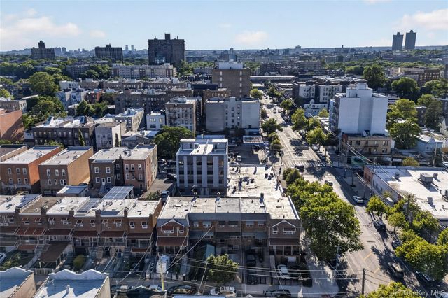 3043 Matthews Avenue, Bronx, NY 10467