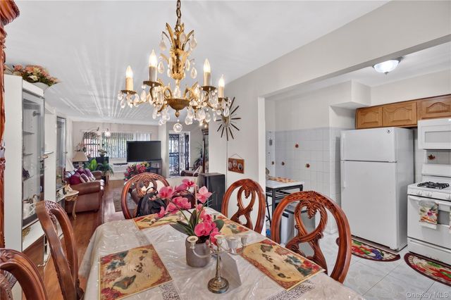 3043 Matthews Avenue, Bronx, NY 10467