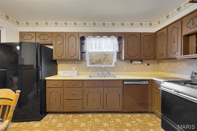 4967 County Road 118, Annapolis, MO 63620