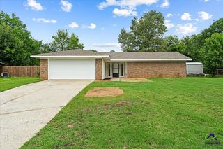 109 Monteigo Court, Centerville, GA 31028