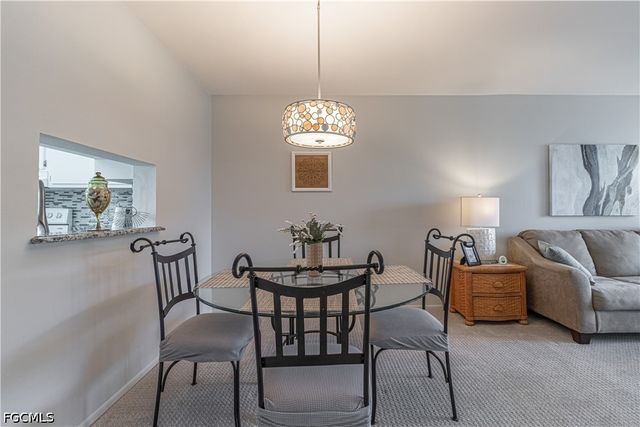 6220 Augusta DR 307, Fort Myers, FL 33907