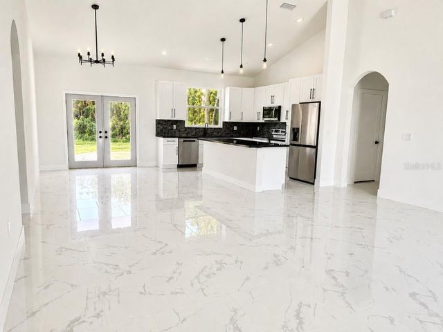 3476 SE HWY 484, Belleview, FL 34420