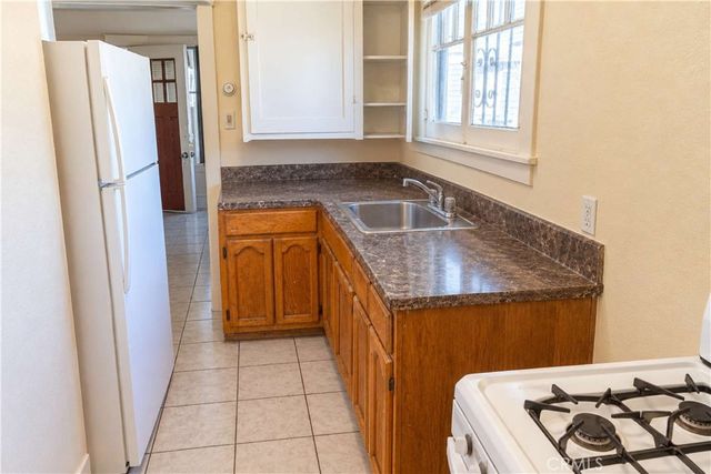 2710 South Normandie Avenue, Los Angeles, CA 90007