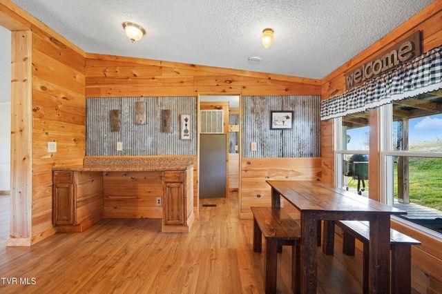 2886 Buffalo Hollow Road, Castlewood, VA 24224