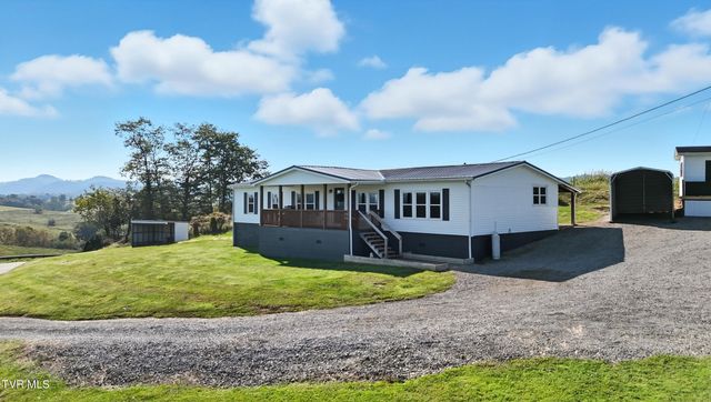 2886 Buffalo Hollow Road, Castlewood, VA 24224