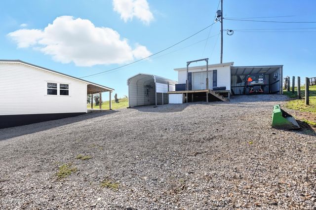 2886 Buffalo Hollow Road, Castlewood, VA 24224