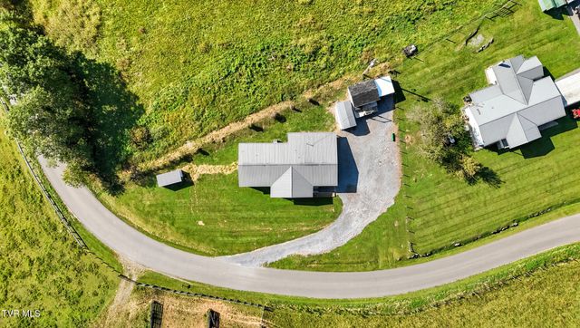 2886 Buffalo Hollow Road, Castlewood, VA 24224