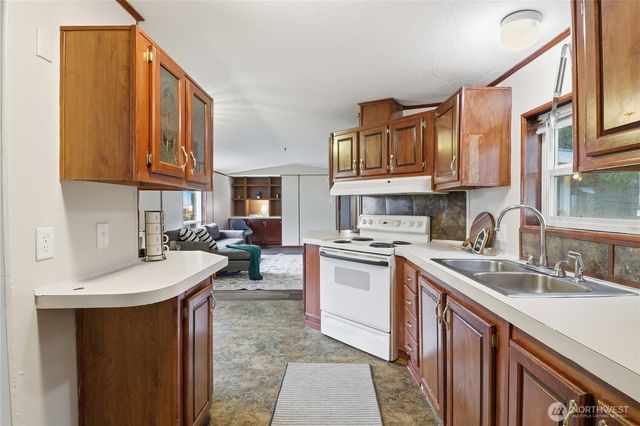 12109 Collins Street SE, Tenino, WA 98589