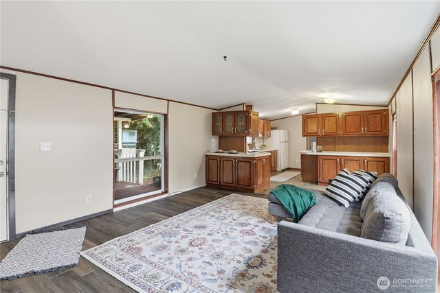 12109 Collins Street SE, Tenino, WA 98589