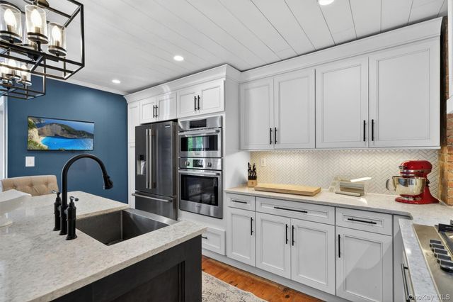 88 Maple Avenue, Warwick, NY 10990