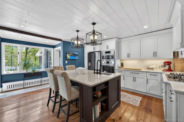 88 Maple Avenue, Warwick, NY 10990
