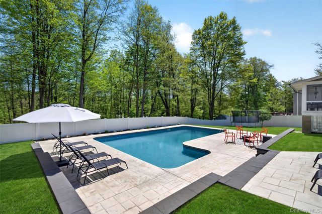 88 Maple Avenue, Warwick, NY 10990