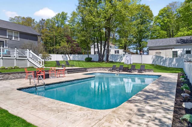 88 Maple Avenue, Warwick, NY 10990