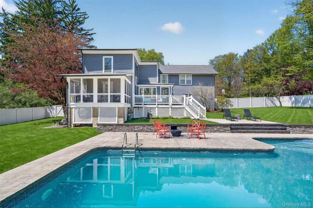 88 Maple Avenue, Warwick, NY 10990