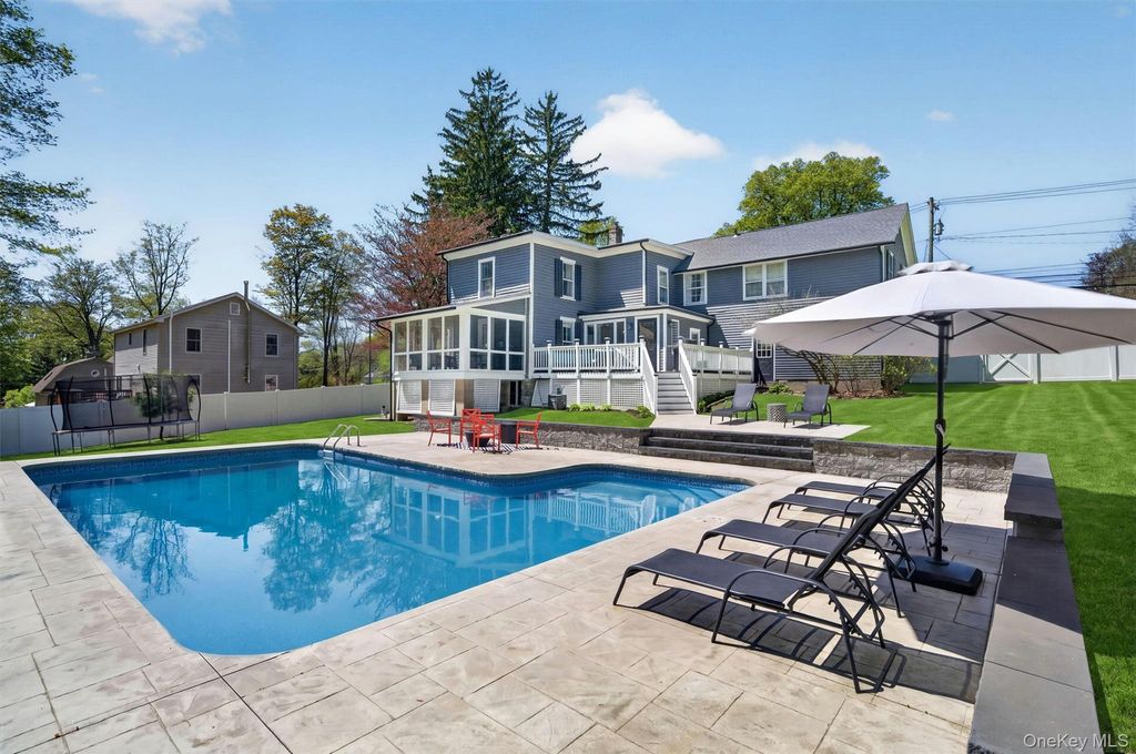88 Maple Avenue, Warwick, NY 10990