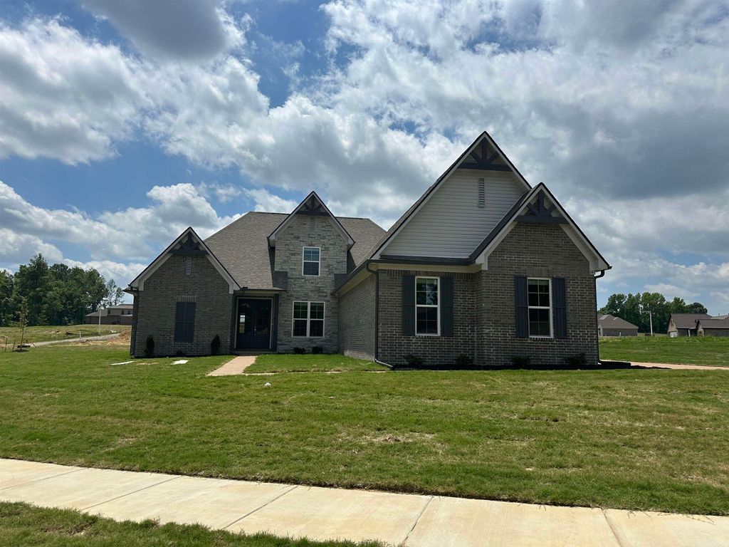 147 MERINO DR, Atoka, TN 38004