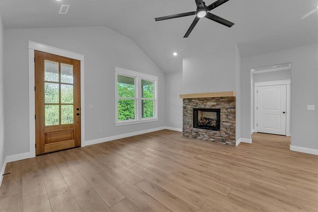 23 Caithness Drive, Bella Vista, AR 72715