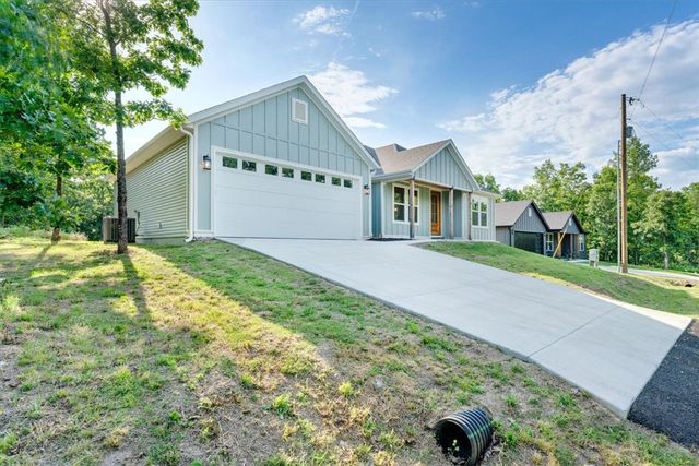 23 Caithness Drive, Bella Vista, AR 72715