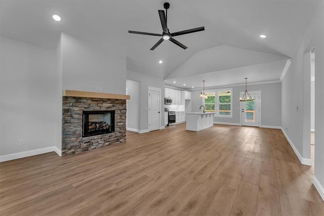 23 Caithness Drive, Bella Vista, AR 72715
